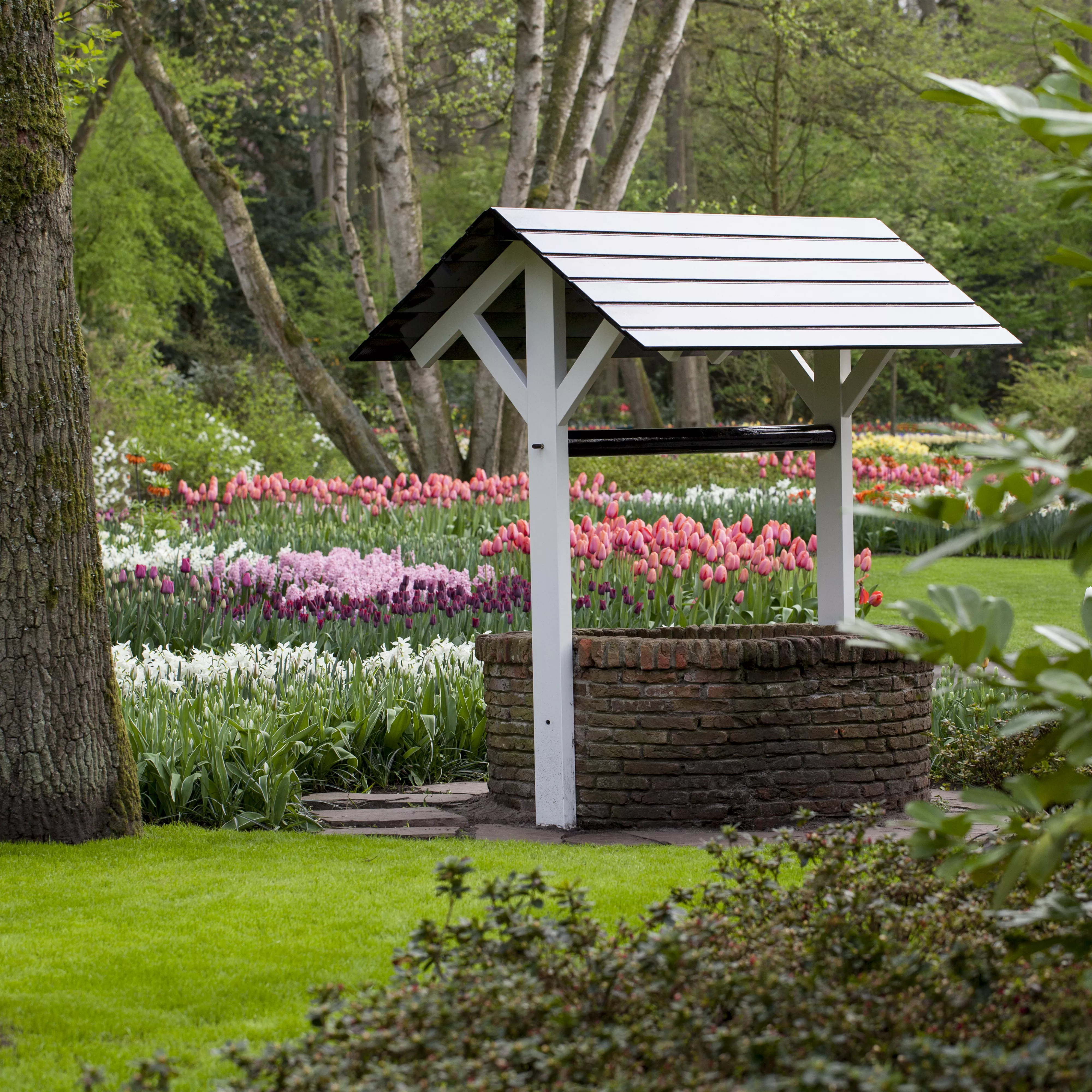 Der Brunnen im Garten